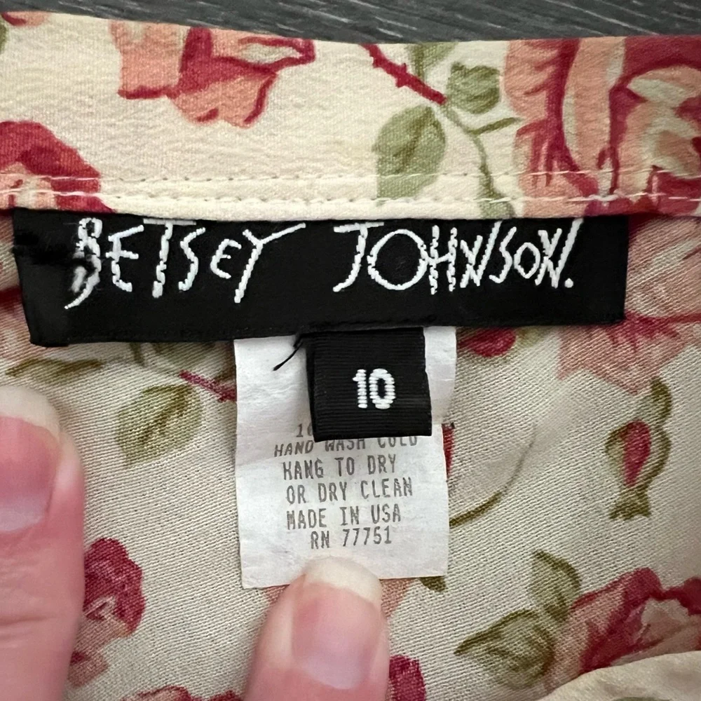 ๐ซSOLD๐ซ RARE Vintage 90โs Betsey Johnson Rose Floral Maxi Skirt - Picture 5 of 5
